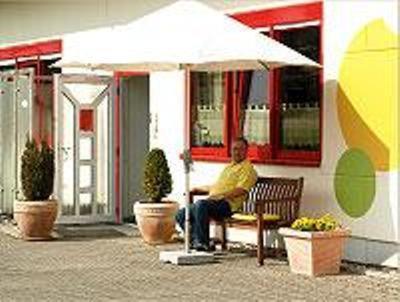 Econo Motel Goelzer Buchenbeuren ภายนอก รูปภาพ
