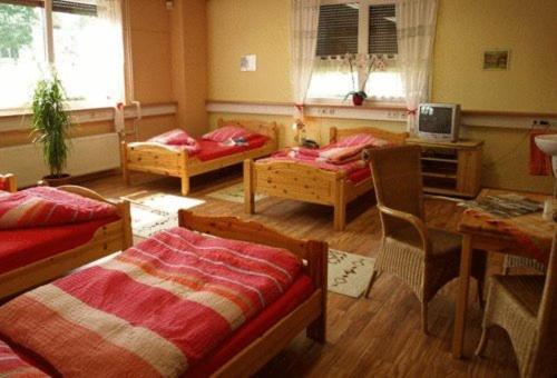 Econo Motel Goelzer Buchenbeuren ภายนอก รูปภาพ